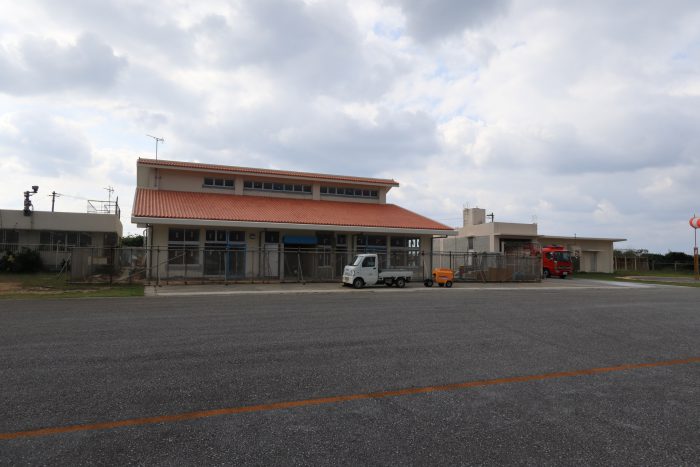 粟国空港 新ターミナル